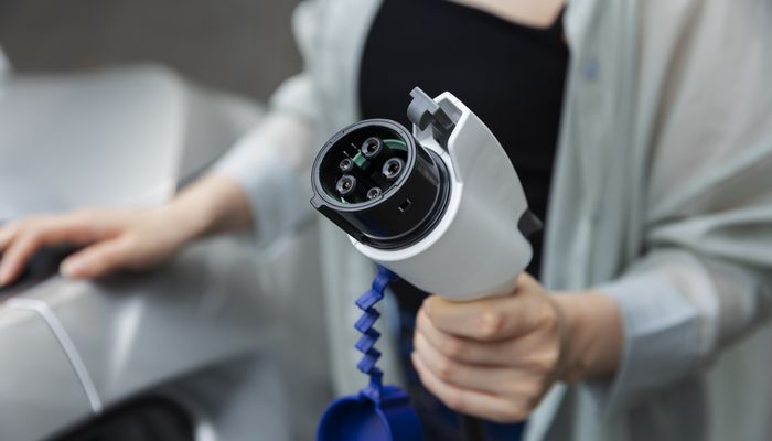 Fali töltő elektromos autóhoz